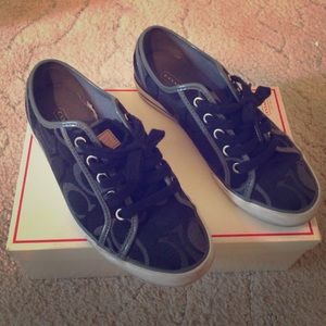 Coach lace up shoes!