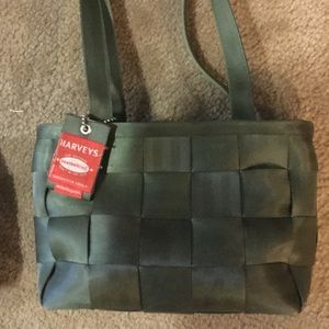 Harvey seatbelt bag