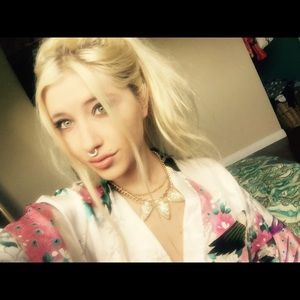 Meet your Posher, Taylor