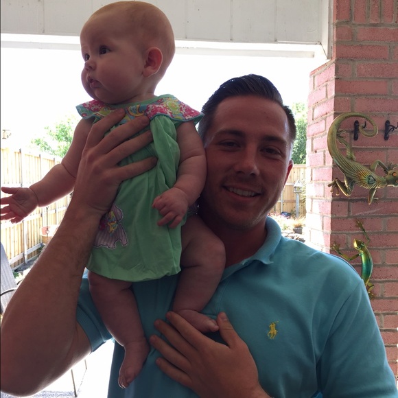 Meet your posher πππ - Picture 3 of 4