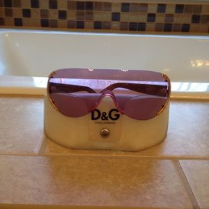 Rose shield Dolce & Gabbana sunglasses
