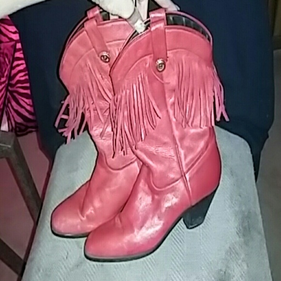 Dingo Red Fringe Boots