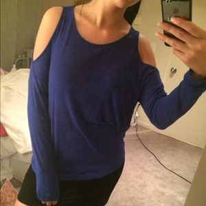 Cold shoulder top