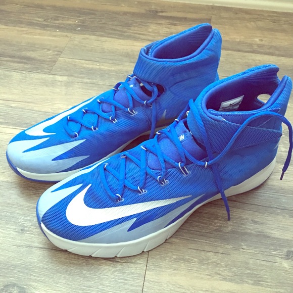 Men Nike Shoe