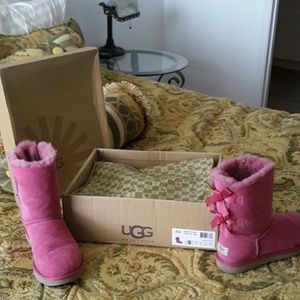 Pink Bailey Bow Ugg Boots
