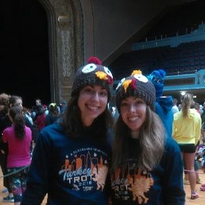 Meet your Posher, Leslie