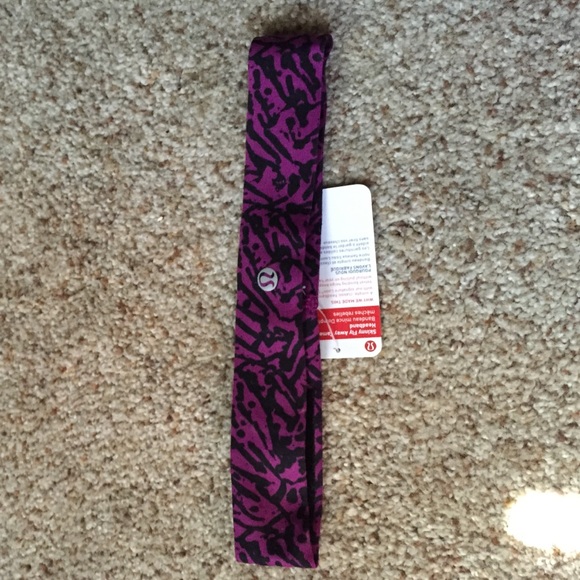 Lululemon headband.