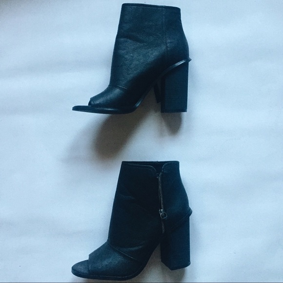 8.5 Forever 21 peep-toe booties