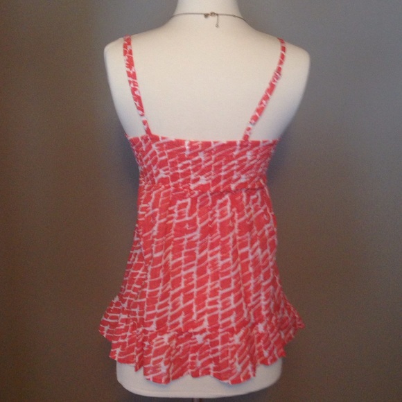 Flirty Coral Top - Picture 4 of 4
