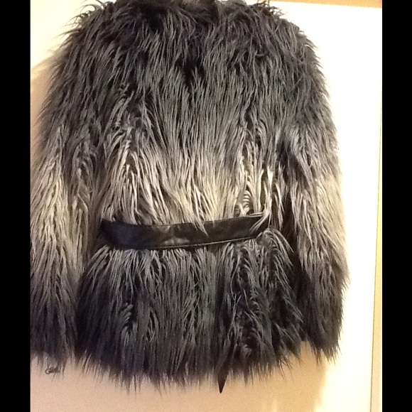 International Concepts, Faux Fur Jacket. - Picture 2 of 3