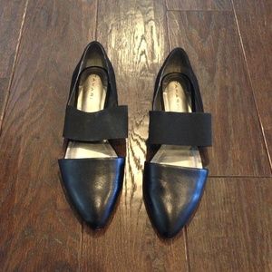 Tahari Black D'Orsay Flats Size 6.5