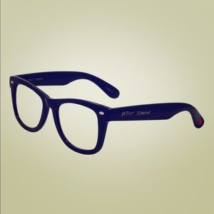 🎀Betsey Johnson Readers😎