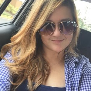 Meet your Posher, Erin