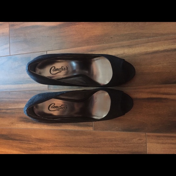 Black heels