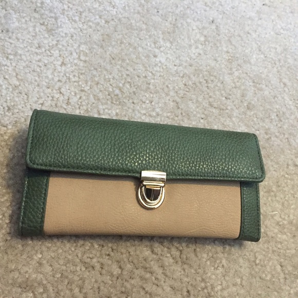 Wallet - Picture 2 of 3