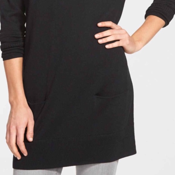 Pocket Knit TunicSweater - Picture 2 of 3