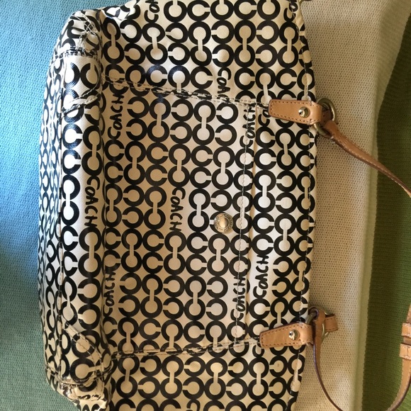 Coach purse - Picture 2 of 4