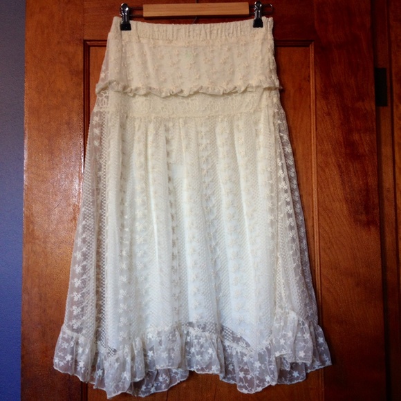 Lace convertible skirt/dress