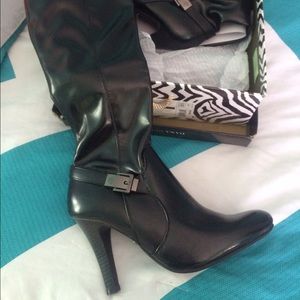 BRAND NEW BLACK HEEL BOOTS $50