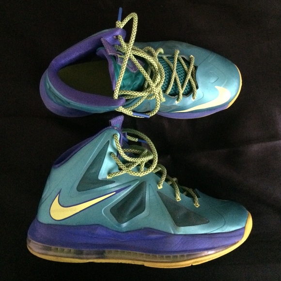 Lebron 10 Sprite Size 6Y - Picture 1 of 4