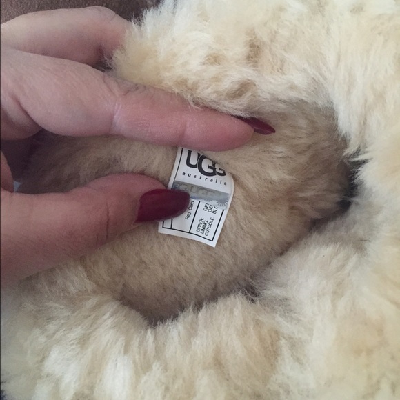 Ugg boot - Picture 3 of 4