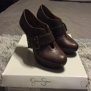 Jessica Simpson Brown Booties 6.5