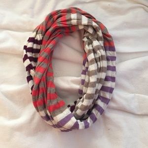 American Eagle Infinity Scarf