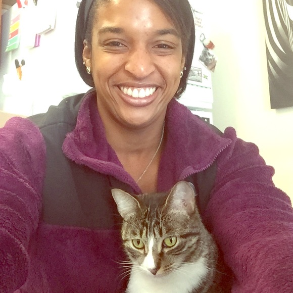 Meet your Posher, Liv!