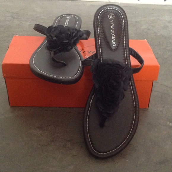 Black sandal