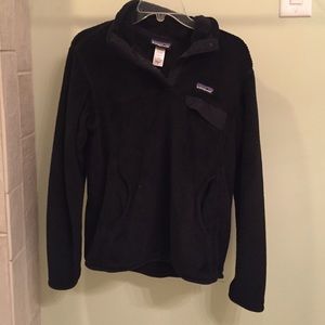 Black Patagonia Pullover