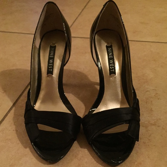 Nine West black heels size 6 1/2