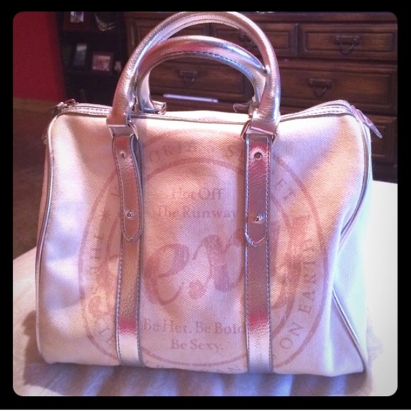 Bundle for @tacara99  $28