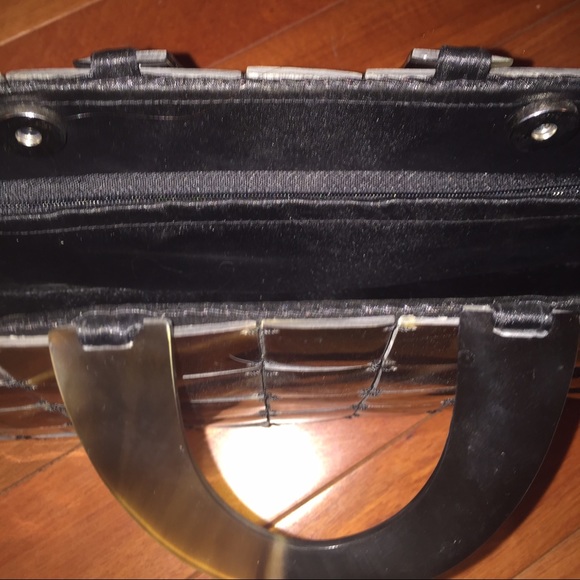 Tortoise Shell Clutch. - Picture 3 of 4