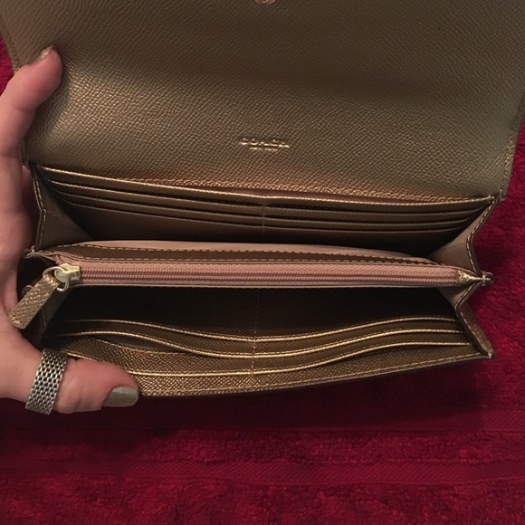 Coach Signature Slim Envelope Wallet - Picture 4 of 4