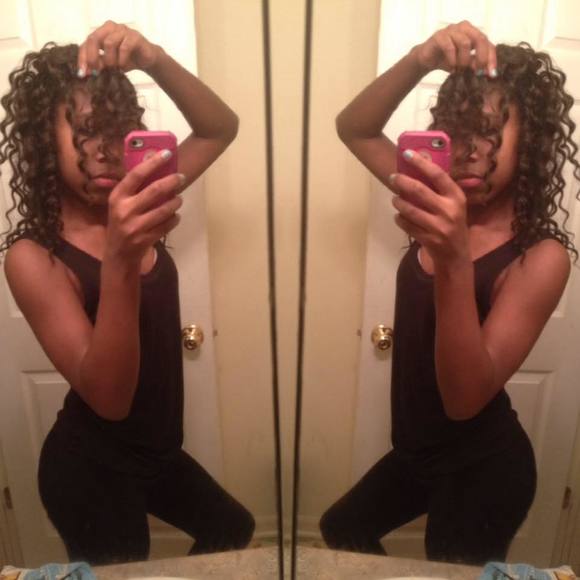 Meet your Posher, Olivia - Picture 1 of 1