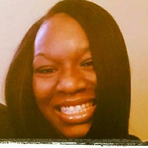 Meet your Posher, Shadia