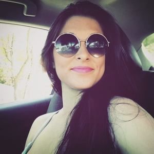 Meet your Posher, Casey