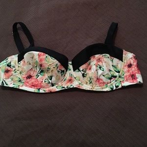 Plus size floral bikini top