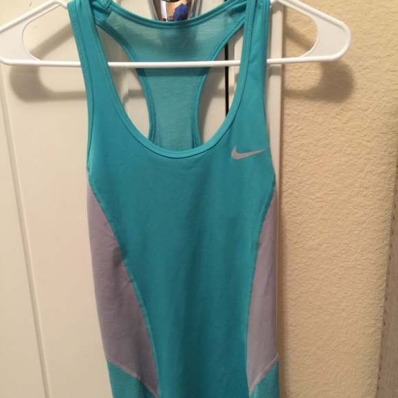Nike Pro Top