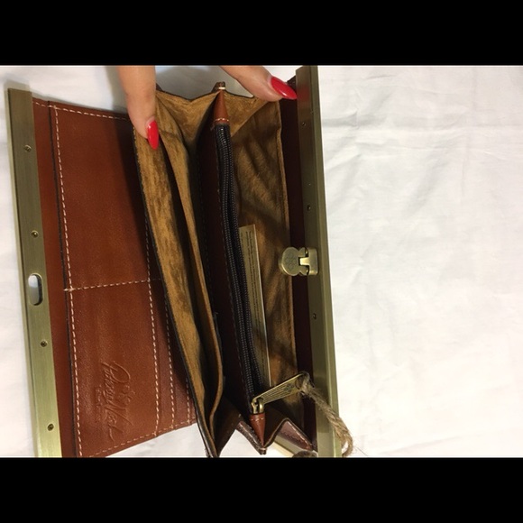 Wallet - Picture 4 of 4