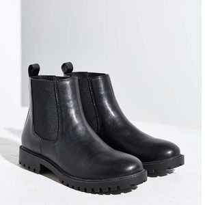 Silence noise treaded leather Chelsea Ankle boots