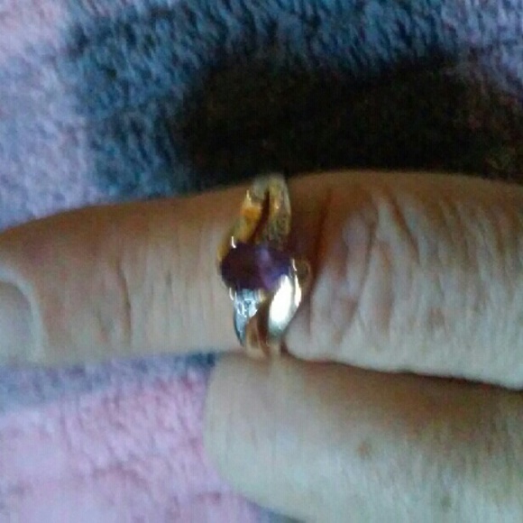 14 ct gold ring with Amethyst Stone