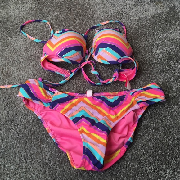 VICTORIAS SECRET BIKINI