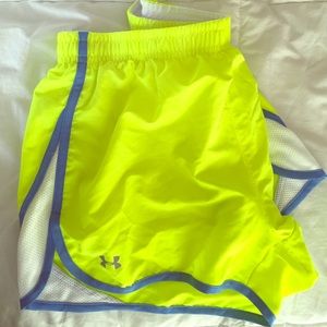 New Under Armour Women's Semi-fitted Shorts (Med)