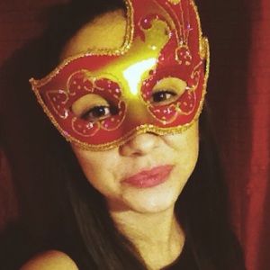 Meet your Posher, Zerina