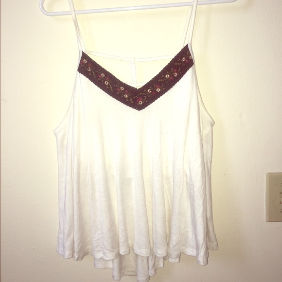 Flowy tank