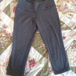 Nike cropped running leggings