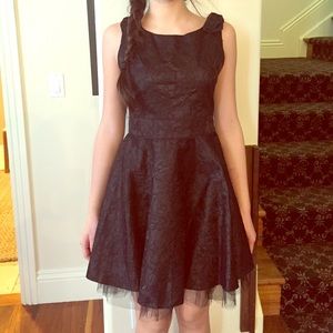 Stunning black dress