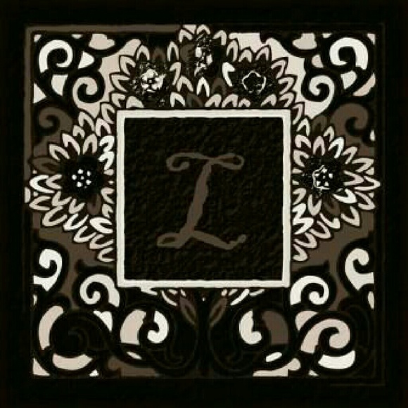 Meet your Posher, Amy Jane - Picture 2 of 4