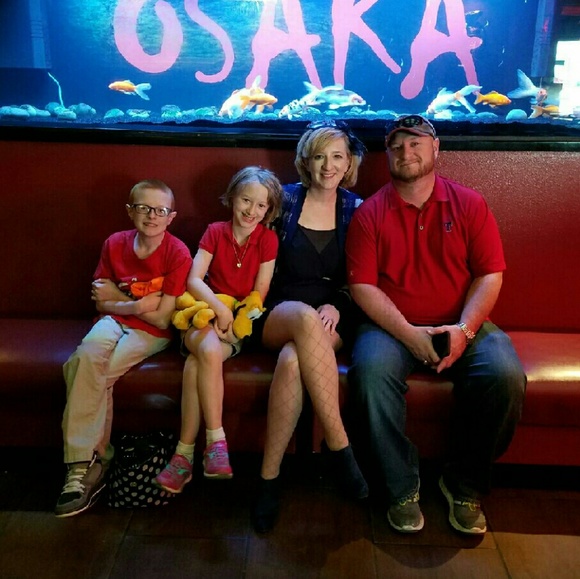 Meet your Posher, Amy Jane - Picture 4 of 4